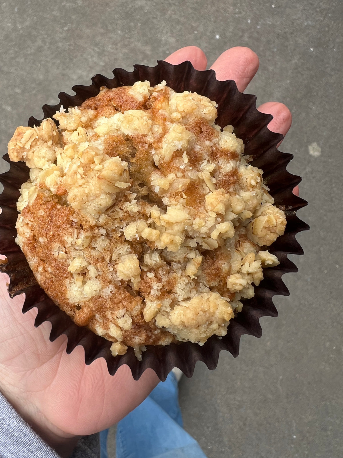 Apple Cinnamon Crumb Muffin